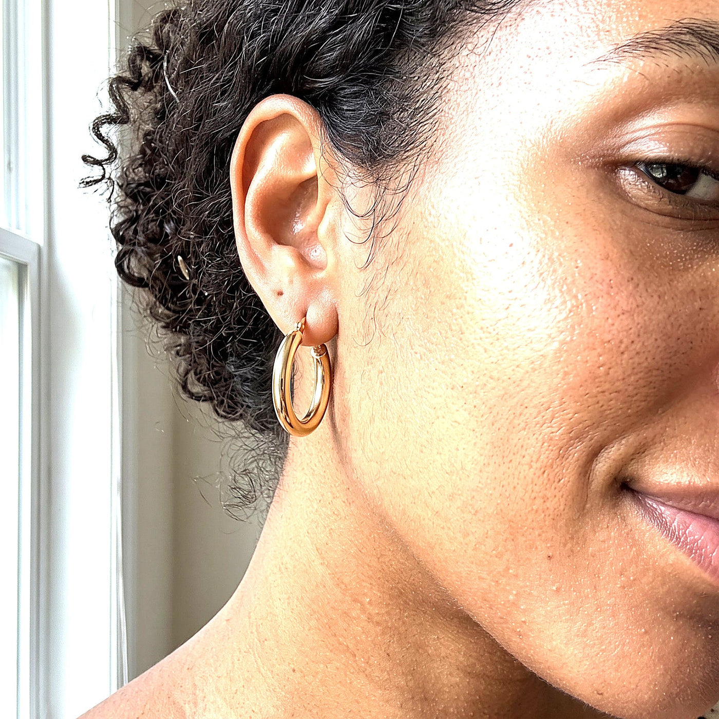 14K Solid Yellow Gold Heritage 20 — Classic Tube Hoop Earrings 20mm