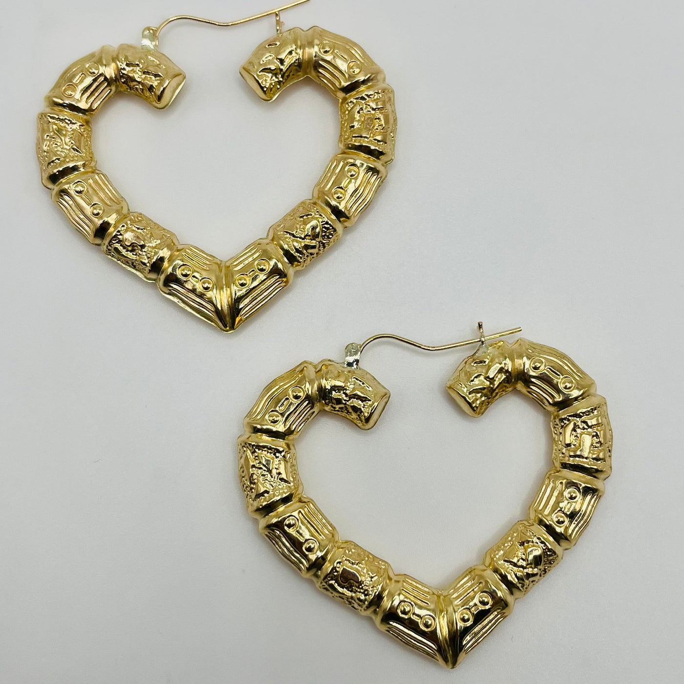 10K Yellow Gold 2" Bamboo Heart Hoop Earrings (2 inch)
