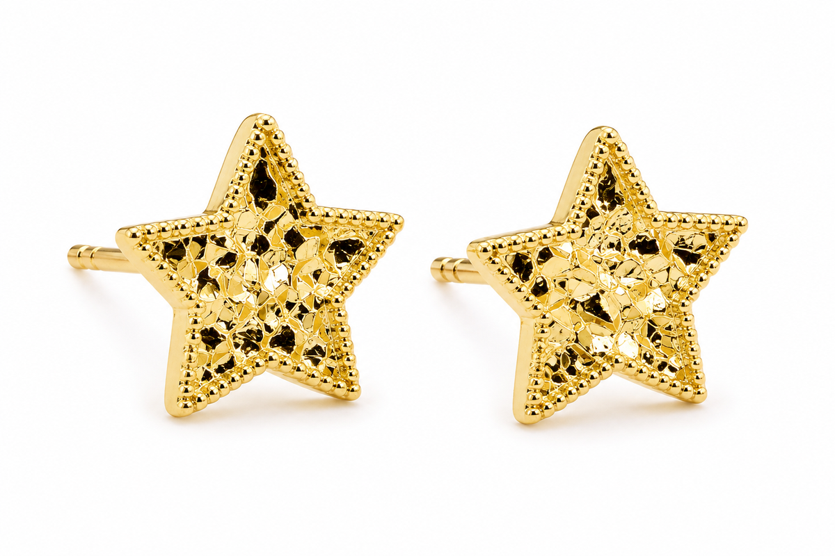 10K Yellow Gold Classic Nugget Star Earrings - 45 degree view