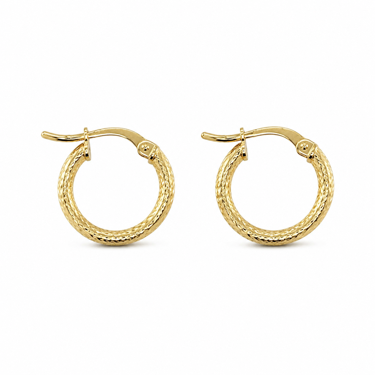10K Yellow Gold Honey Hoops huggy 14mm - macro detail