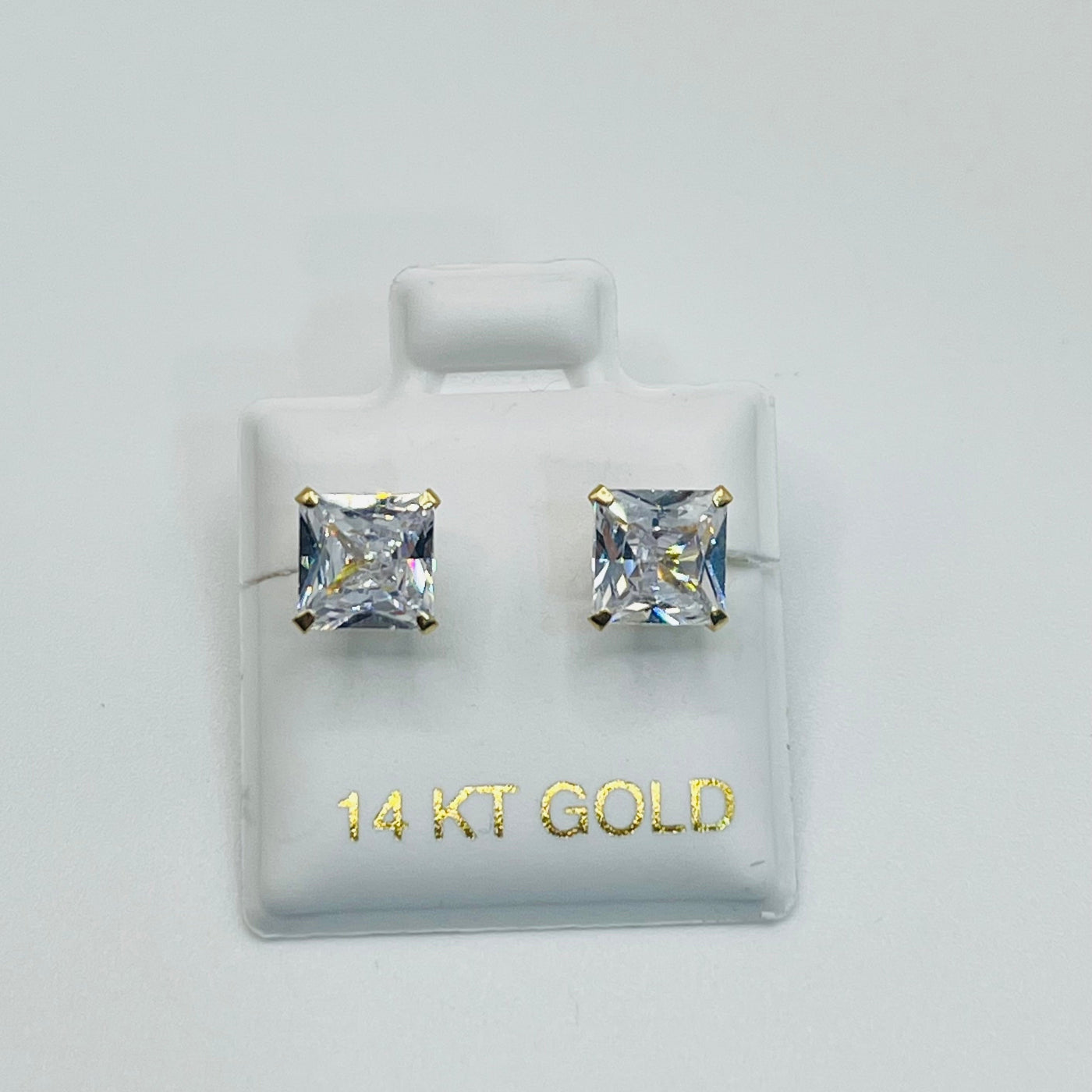 14K Yellow Gold Princess Cut Studs (7mm)