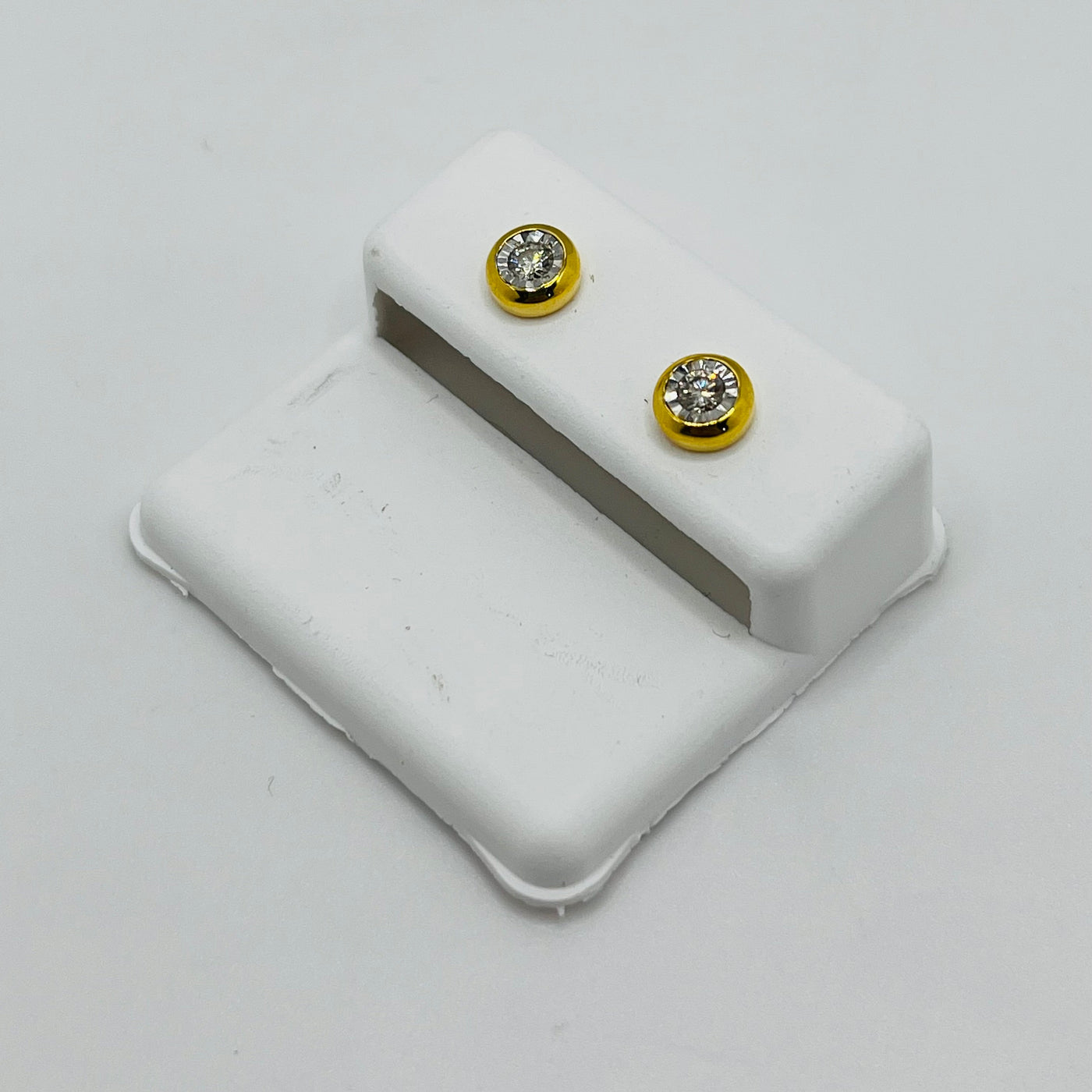 14K Gold Single Stone Diamond Round Earrings