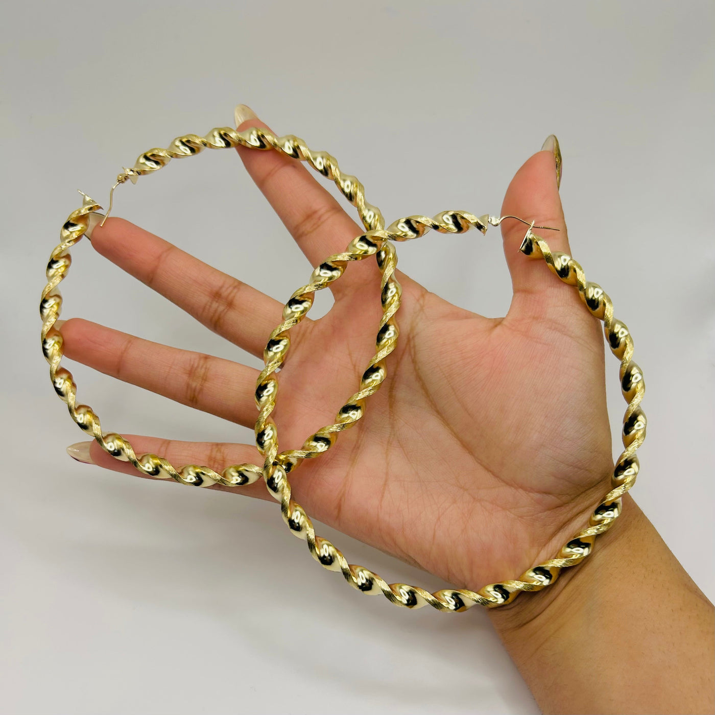 10K Yellow Gold 4" 8mm 4inch Twist Hoops
