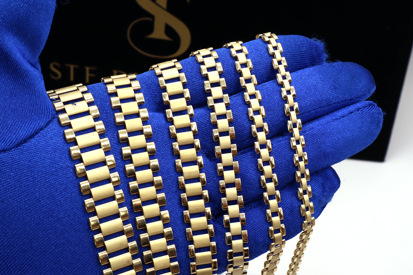 10K Solid Yellow Gold Statesman Chain — Classic Watch-Band Link Chain