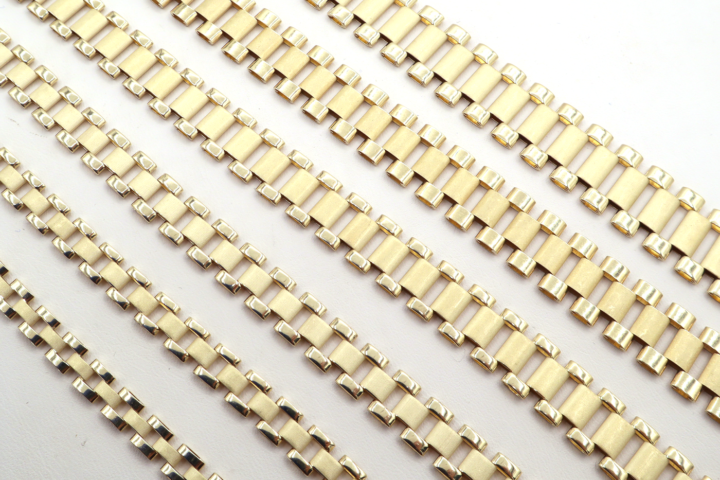 10K Solid Yellow Gold Statesman Chain — Classic Watch-Band Link Chain