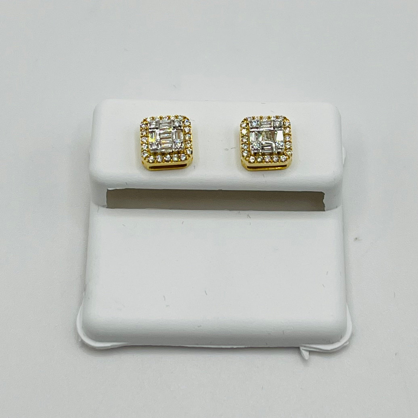 10K Gold Diamond Maison Square Earrings (M)