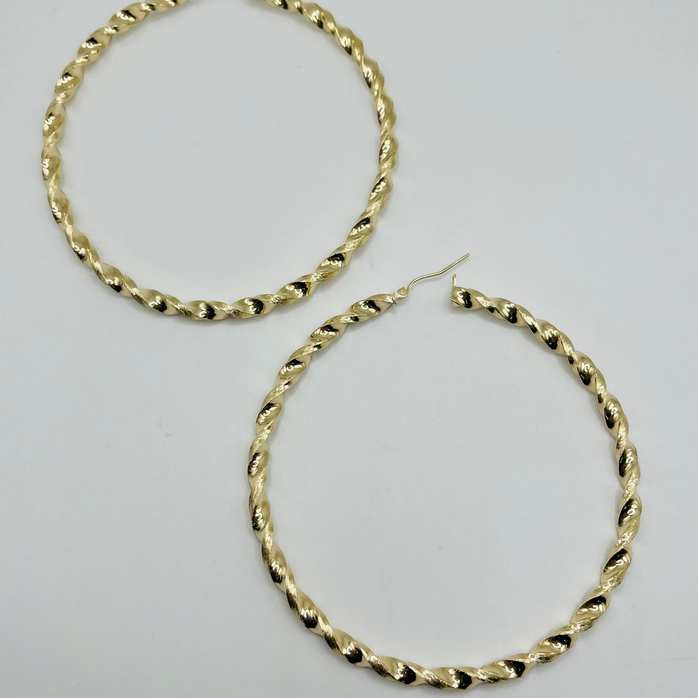 10K Yellow Gold 4.3mm Twist Hoop Earrings (3" diameter)