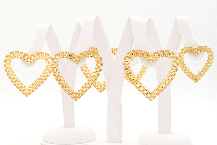 10K Solid Gold Diamond-Cut Rolly Heart Stud Earrings