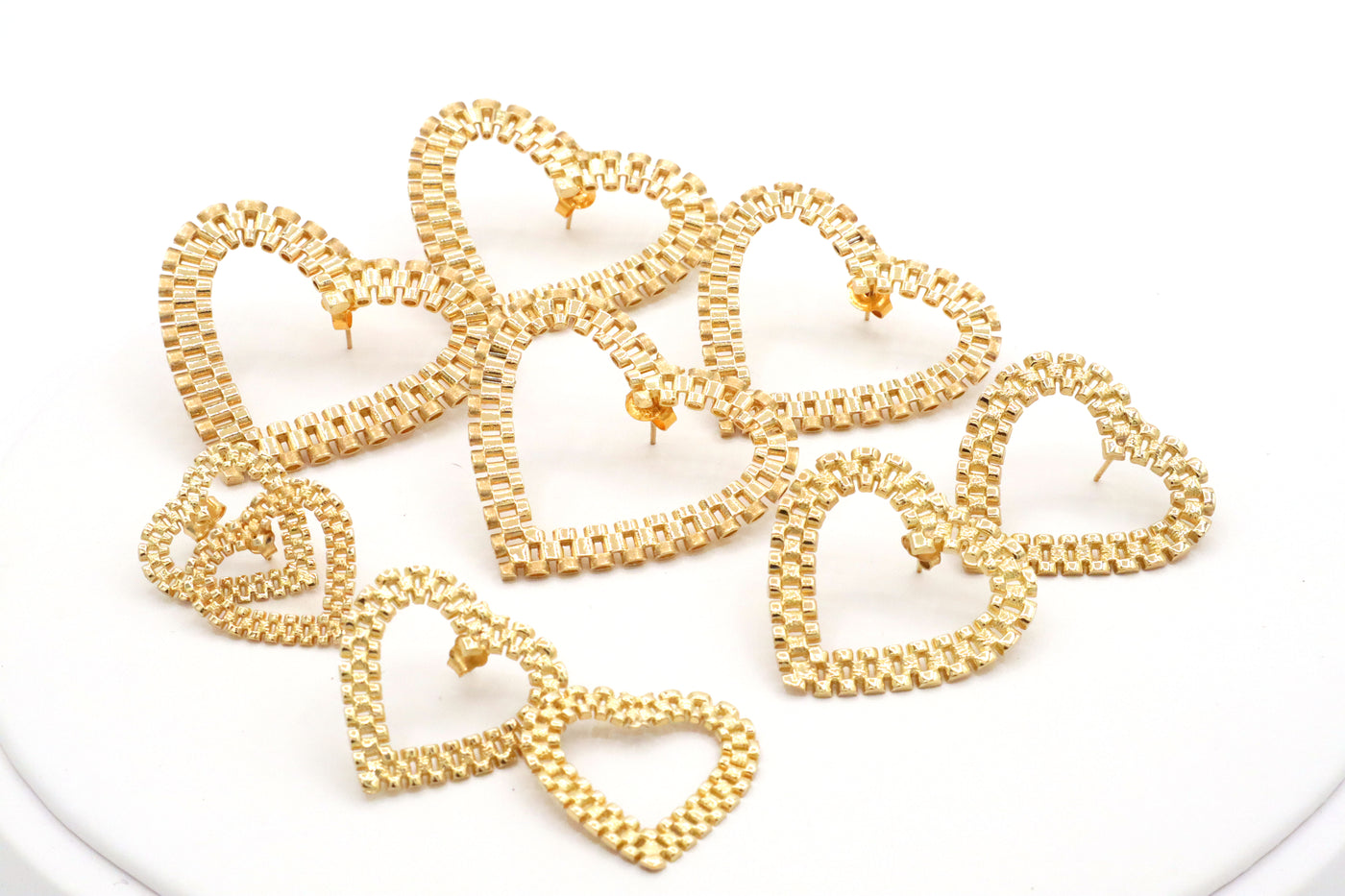 10K Solid Gold Diamond-Cut Rolly Heart Stud Earrings