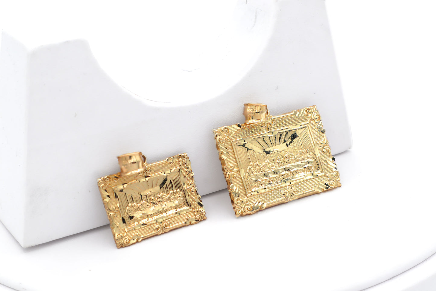 10K Gold Jesus Last Supper Charm Rectangle