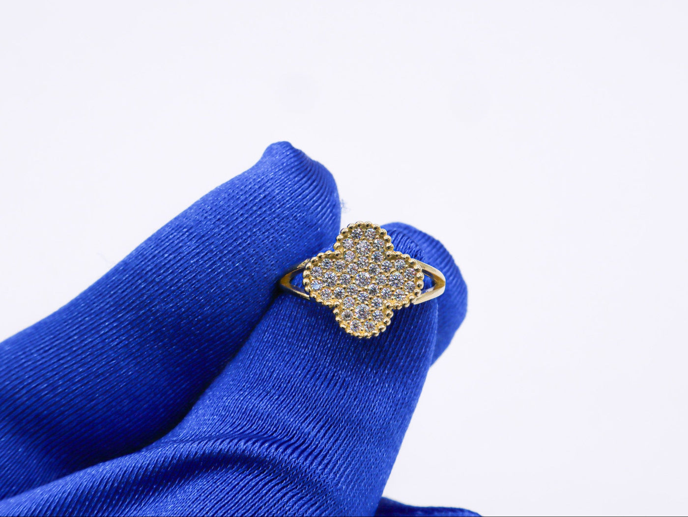 10K Solid Yellow Gold Four Leaf Clover CZ Ring (Pink & White)