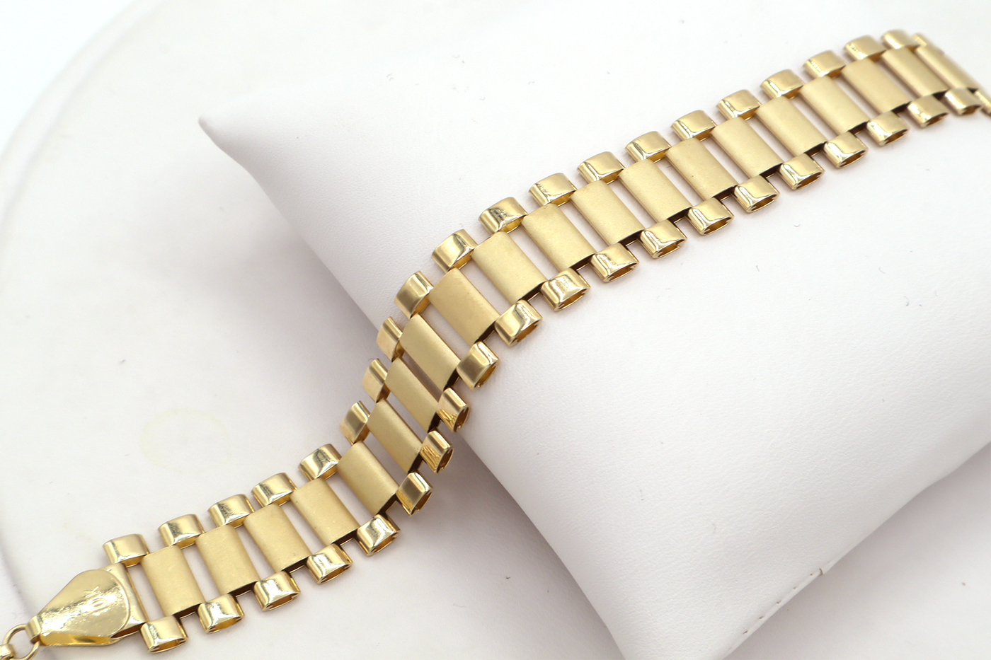 10K Solid Yellow Gold Statesman 14 — 14mm Watch-Band Link Bracelet