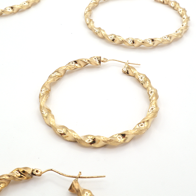 10K Solid Yellow Gold Diamond-Cut Twist Hoop Earrings