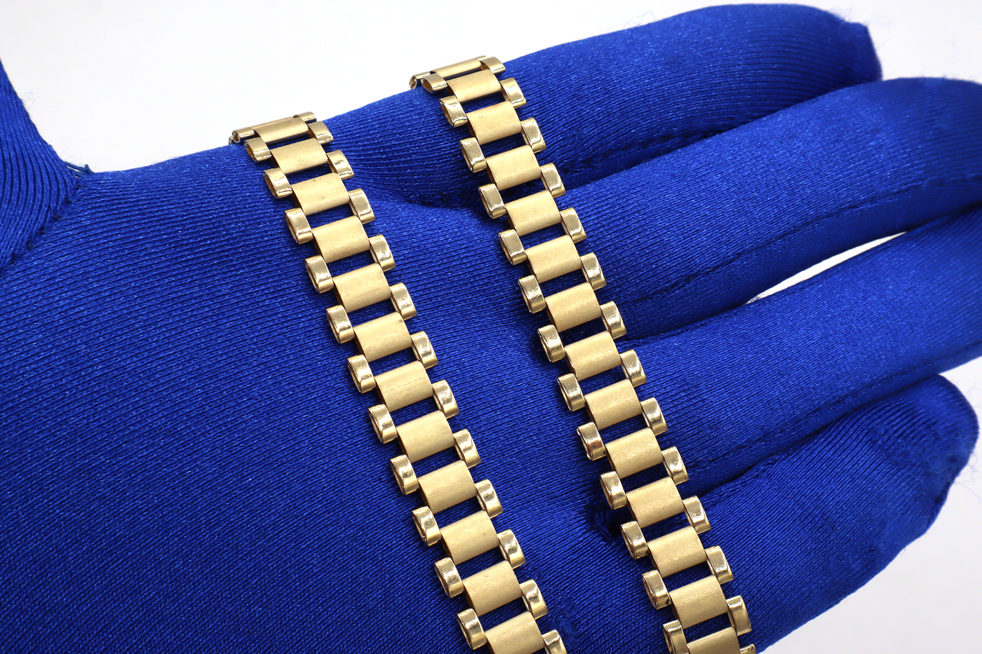 10K Solid Yellow Gold Statesman Chain — Classic Watch-Band Link Chain