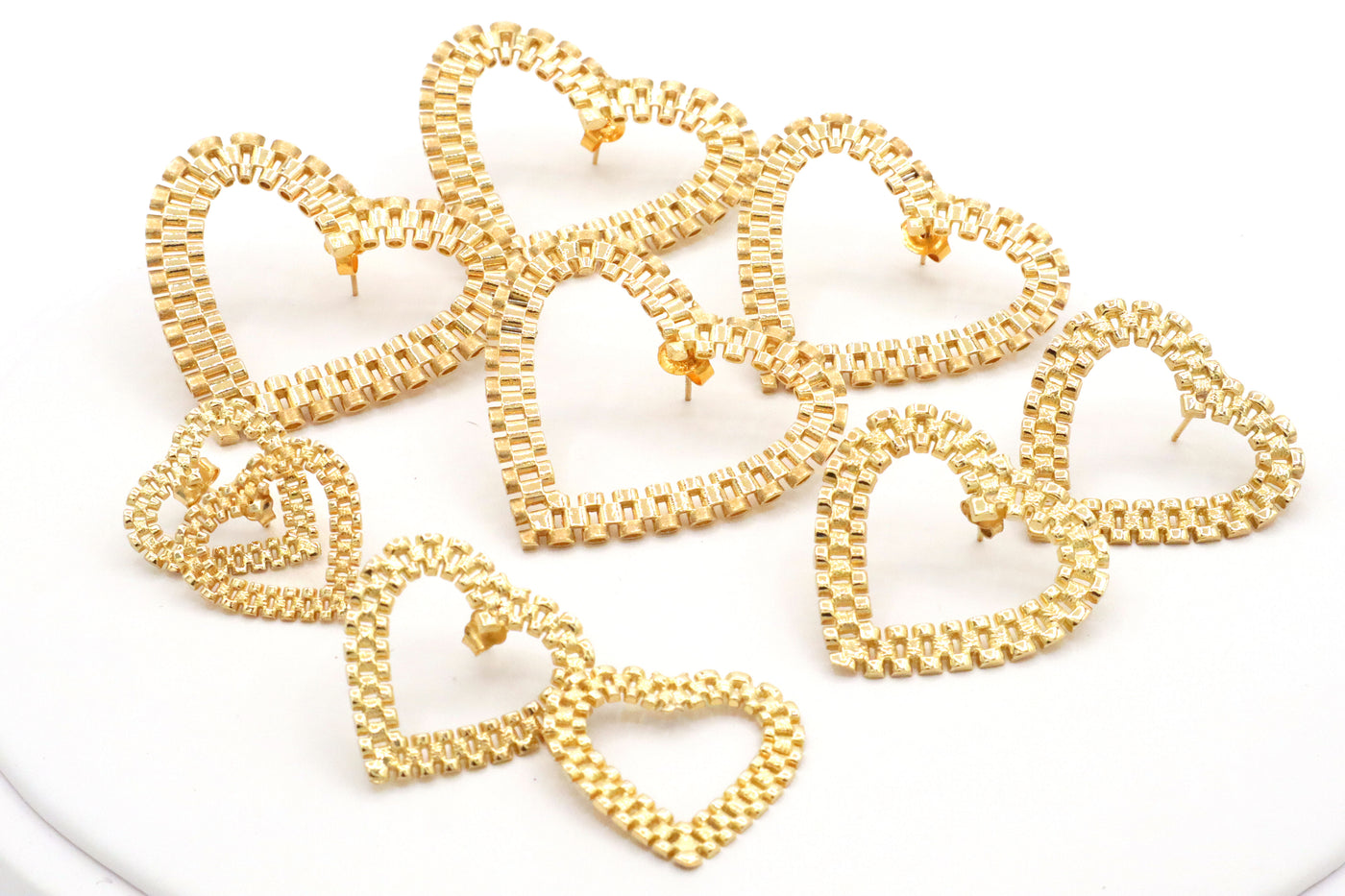 10K Solid Gold Diamond-Cut Rolly Heart Stud Earrings